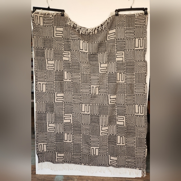 FRAME Brand Virgin Wool + Cashmere Blanket Throw Fringed Soft Designer Italy - Picture 4 of 12